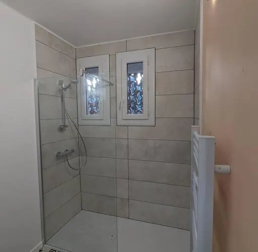 - Vue Imprenable Sur La Cite Medievale - Parking Gratuit - Climatise Apartment Carcassonne